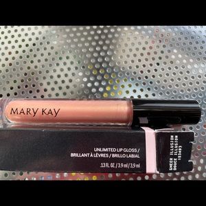 Mary Kay Unlimited Lipgloss “Sheer Illusion”